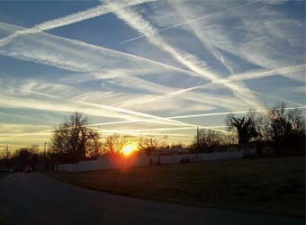 �Chemtrails�